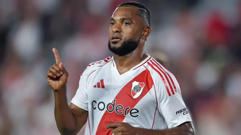Miguel Borja River Plate